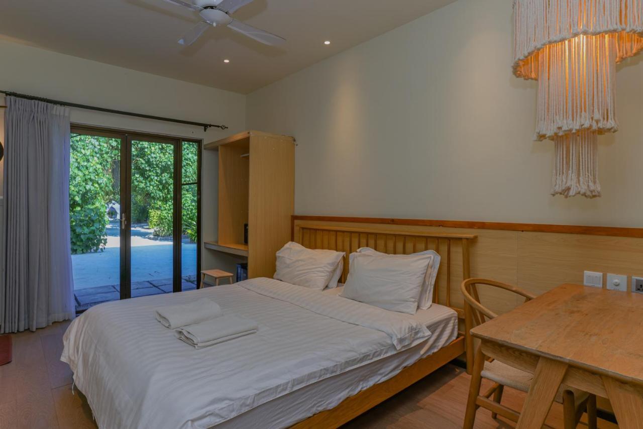 Tranquila Beach Hotel Rasdhoo Bagian luar foto