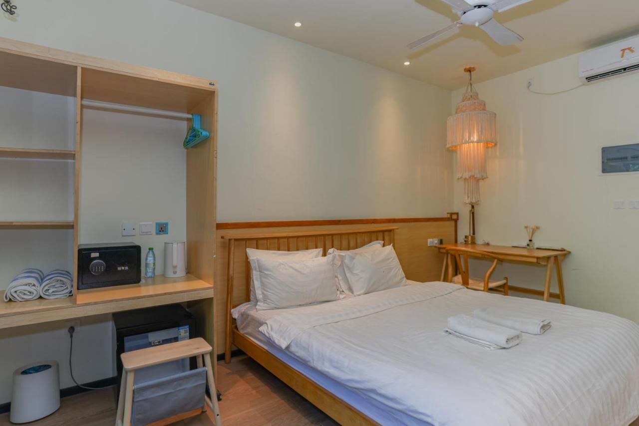 Tranquila Beach Hotel Rasdhoo Bagian luar foto