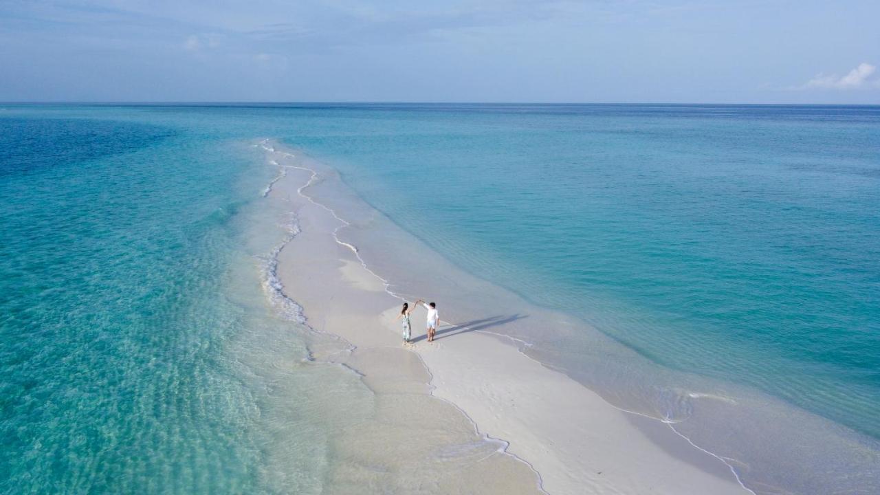 Tranquila Beach Hotel Rasdhoo Bagian luar foto